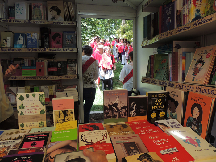 Caseta la librería Mujeres & Compañía. Feria del Libro de Madrid 2017