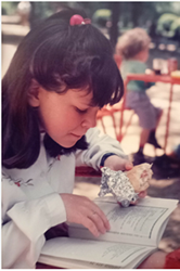 marta plaza de pequeña